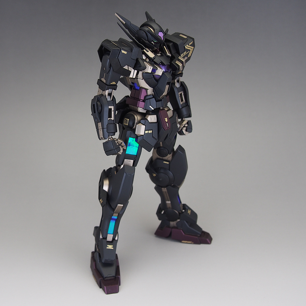 ガンダム アストレア 塗装済 完成品 1/100 麗し ガンプラ GUNDAM