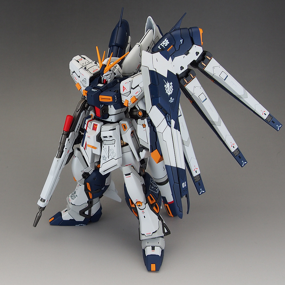 完成品] RG RX-93-ν2 Hi-ν GUNDAM with HYPER MEGA BAZOOKA LAUNCHER